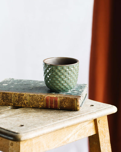 Mini pot cover - GREEN RELIEF