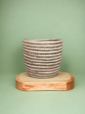 Striped natural basket D16
